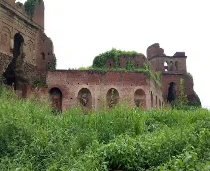 Bajwara Fort, India